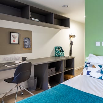 Gold En Suite River View - Image 1